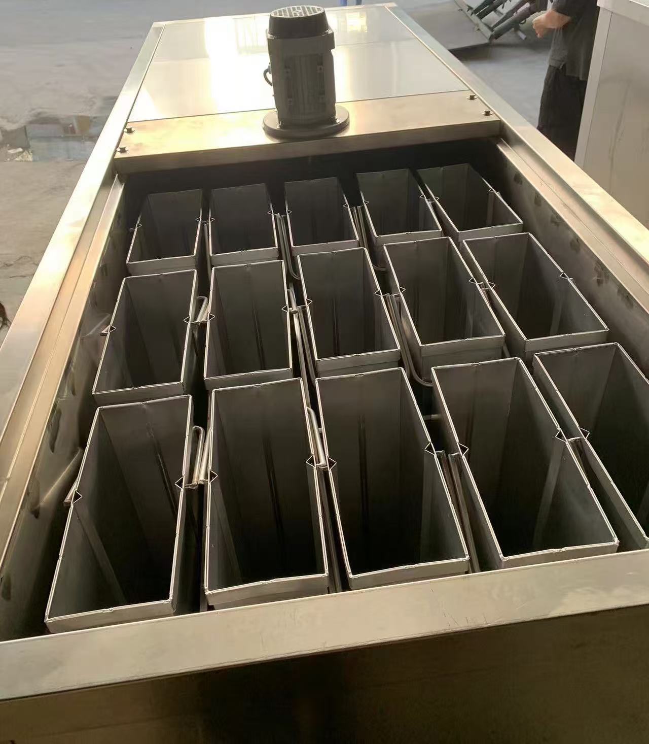 Industrial Big 5t Dry Ice Tube - Block Ice Machine 1 Ton 评论和价格